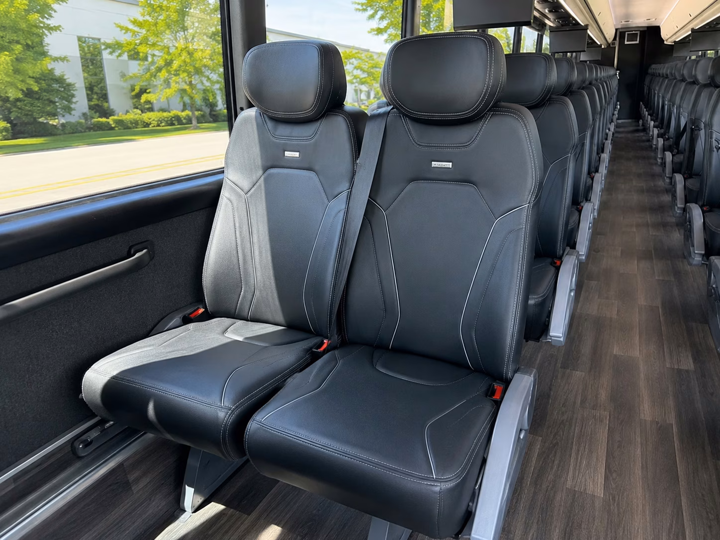 charter bus rentals from orange to temecula winery weddings