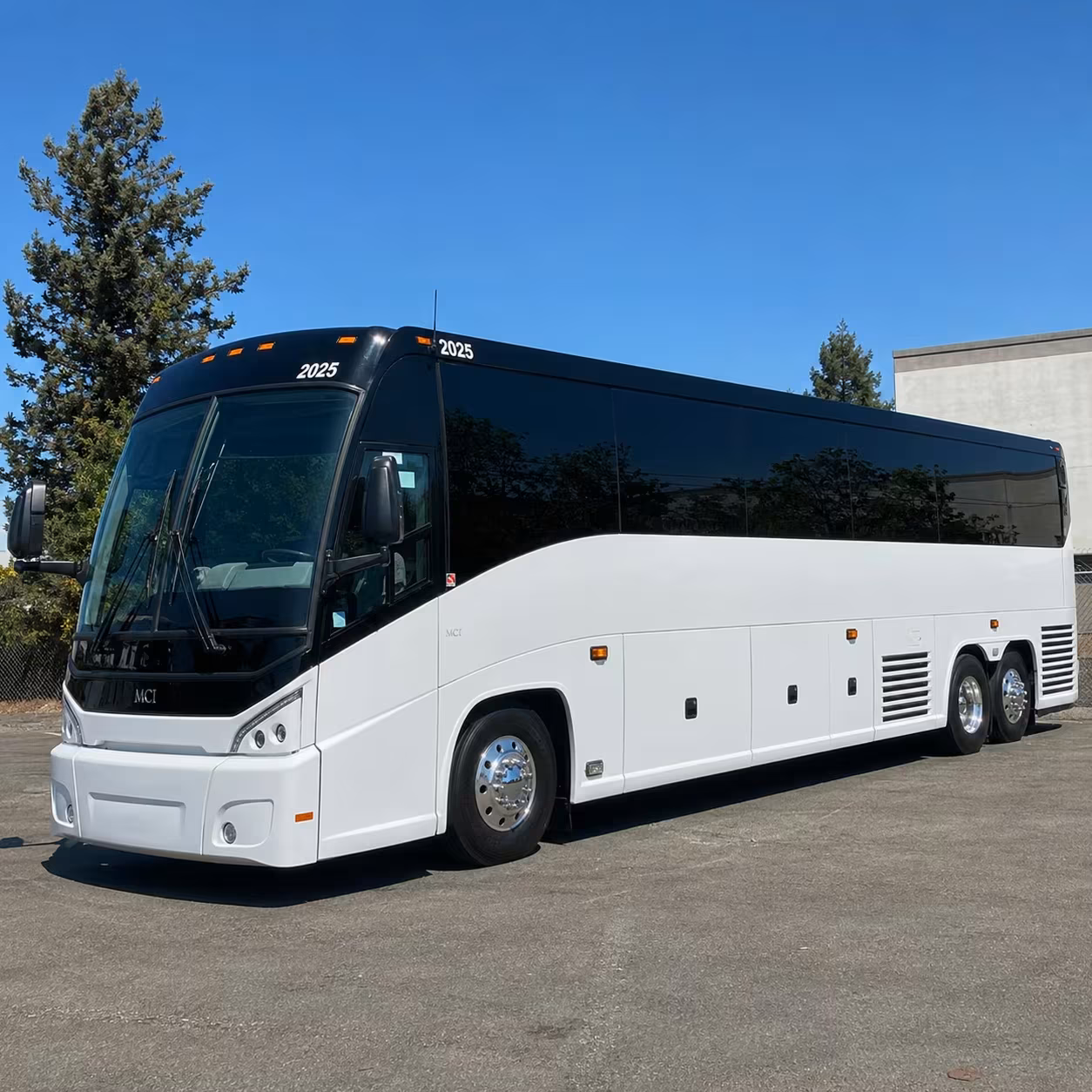 multi day bus rentals in orange for conferences and tournaments